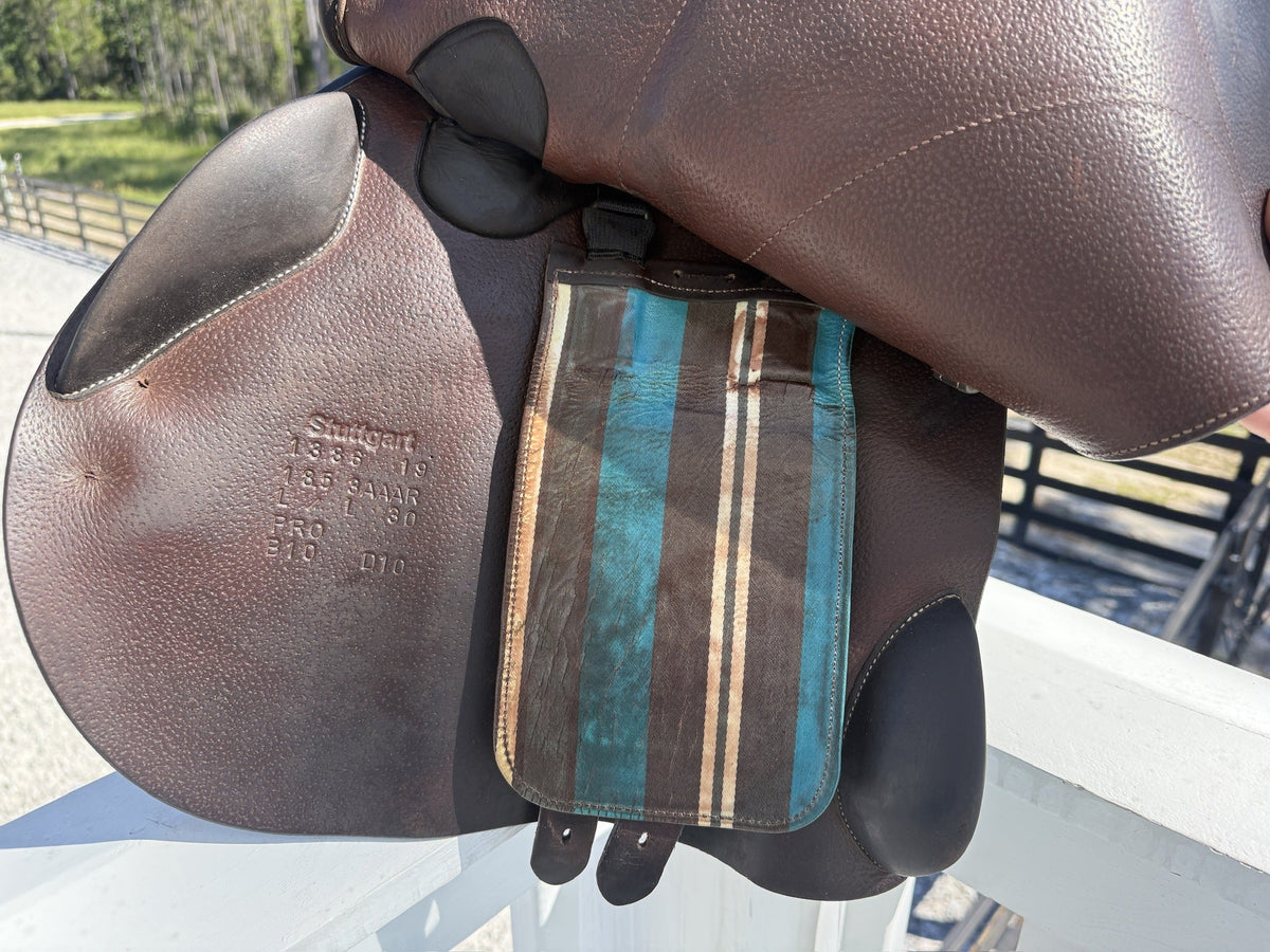 Left underflap and stamp